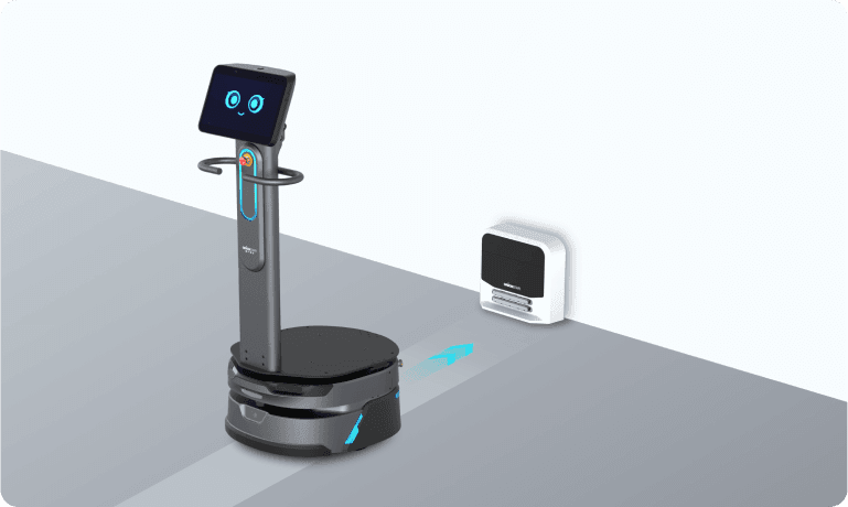 CarryBot u automatického nabíjecího doku